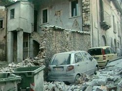 Землетрясение в Италии: число погибших растет