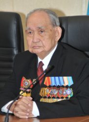 Унайбаю Кушекову – 85 лет