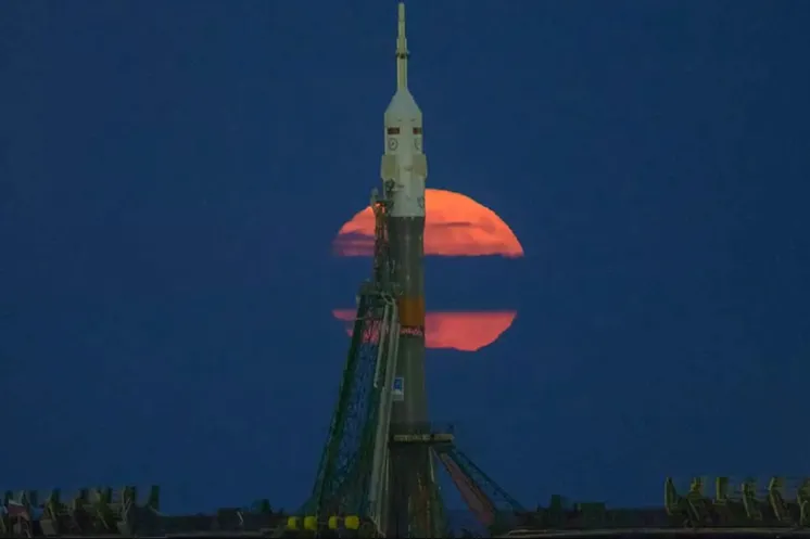 Фото: Bill Ingalls / NASA via Getty Images «Бобровая Луна». Космодром Байконур, Казахстан 14 ноября 2016 года