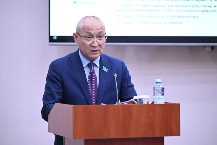  Едил Жанбыршин