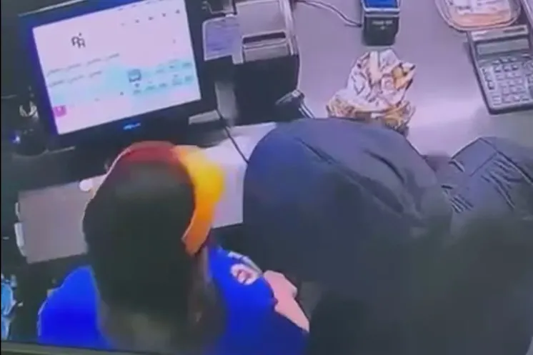 скриншот видео