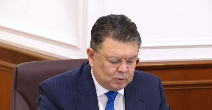 Канат Бозумбаев, стоп-кадр видео