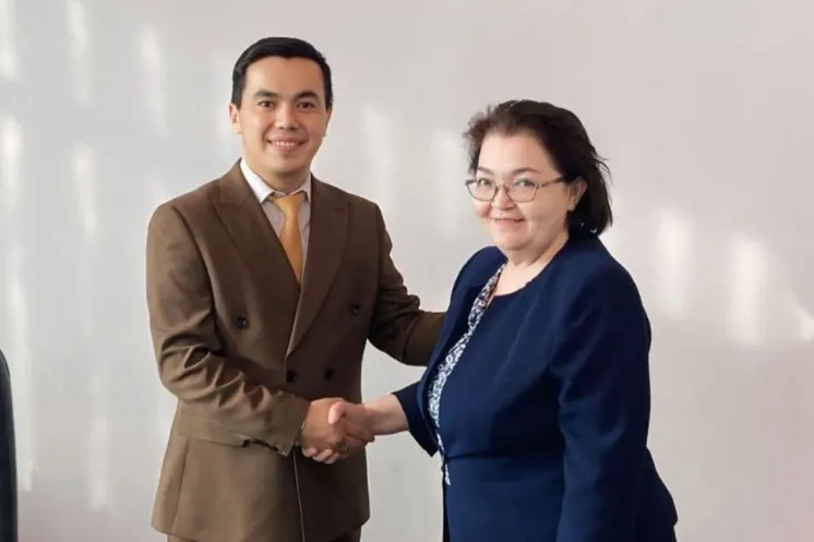 Құрмет Орыспаев и Татти Уалиева