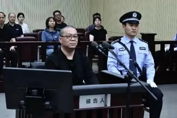 Бай Тяньхуэй во время заседания суда в городе Тяньцзинь / фото Intermediate People’s Court of Tianjin