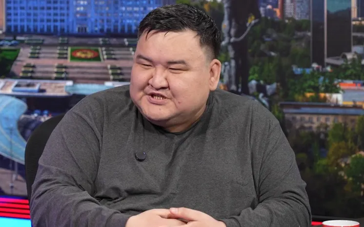 Жаксылык Сабитов, стоп-кадр видео