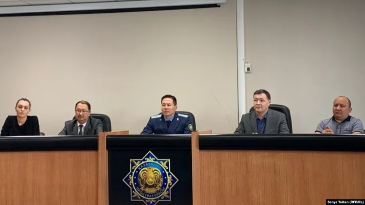 Прокуратура өкілдерінің сот медициналық сараптама мамандарымен бірге Ағаділдің "азапталғаны" туралы ақпаратқа байланысты өткізген баспасөз жиыны. Нұр-Сұлтан, 28 ақпан 2020 жыл.